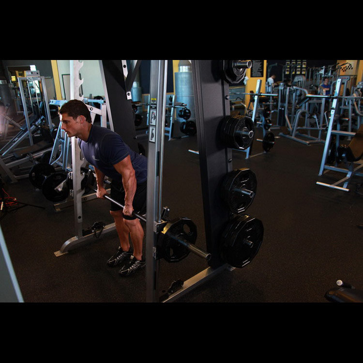 техника выполнения упражнения: Тяга в наклоне в машине Смита (Smith Machine Bent Over Row) на фото техника выполнения упражнения: Тяга в наклоне в машине Смита (Smith Machine Bent Over Row) на фото