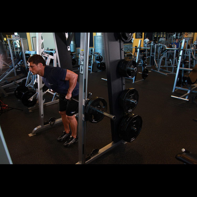 техника выполнения упражнения: Тяга в наклоне в машине Смита (Smith Machine Bent Over Row) на фото техника выполнения упражнения: Тяга в наклоне в машине Смита (Smith Machine Bent Over Row) на фото