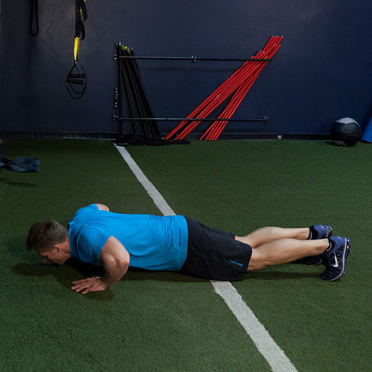 техника выполнения упражнения: Бёрпи с подтягиванием (Burpee Pull-Up) на фото техника выполнения упражнения: Бёрпи с подтягиванием (Burpee Pull-Up) на фото