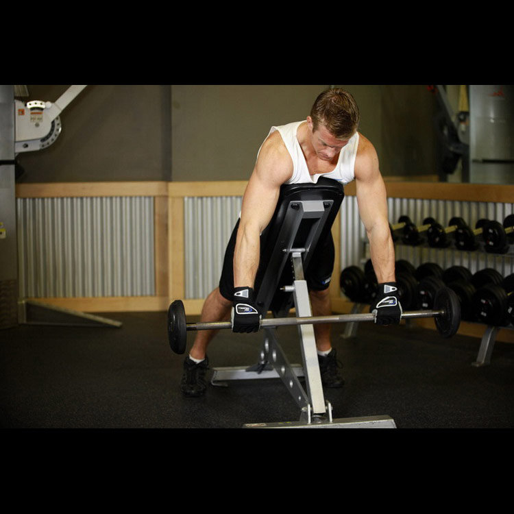 техника выполнения упражнения: Тяга на наклонной скамье (Incline Bench Pull) на фото техника выполнения упражнения: Тяга на наклонной скамье (Incline Bench Pull) на фото