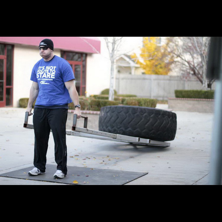 техника выполнения упражнения: Тяга автомобильной платформы (Car Deadlift) на фото техника выполнения упражнения: Тяга автомобильной платформы (Car Deadlift) на фото