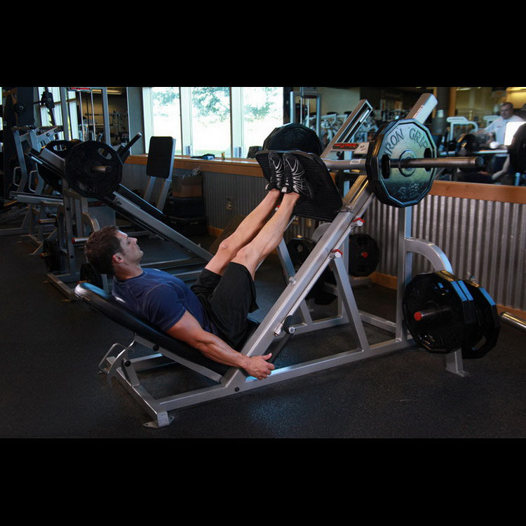 техника выполнения упражнения: Жим ногами с узкой постановкой стоп (Narrow Stance Leg Press) на фото техника выполнения упражнения: Жим ногами с узкой постановкой стоп (Narrow Stance Leg Press) на фото