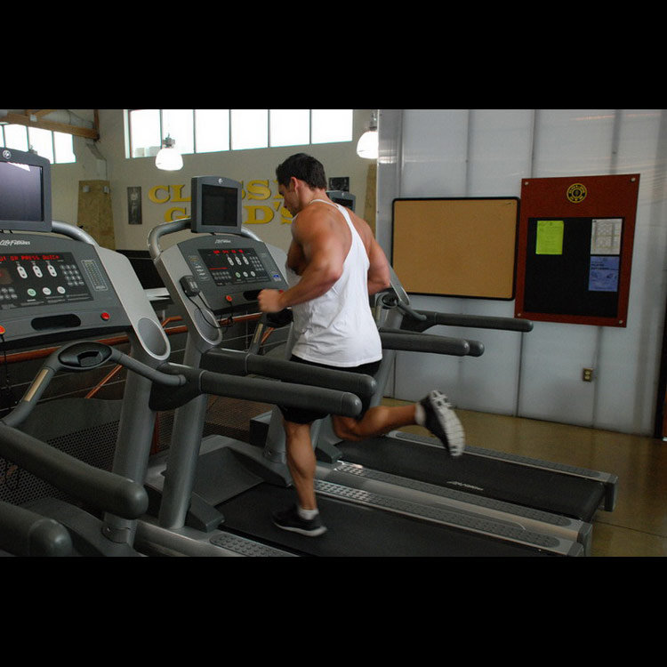 техника выполнения упражнения: Бег на беговой дорожке (Running, Treadmill) на фото техника выполнения упражнения: Бег на беговой дорожке (Running, Treadmill) на фото