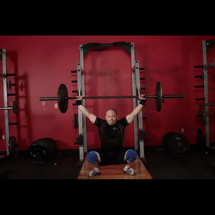 техника выполнения упражнения: Балансирование для рывка (Snatch Balance ) на фото техника выполнения упражнения: Балансирование для рывка (Snatch Balance ) на фото