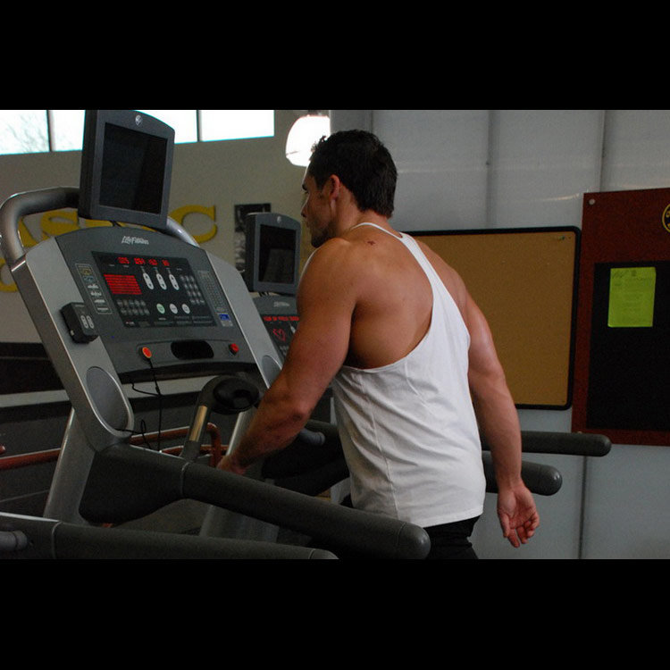 техника выполнения упражнения: Бег на беговой дорожке (Walking, Treadmill) на фото техника выполнения упражнения: Бег на беговой дорожке (Walking, Treadmill) на фото