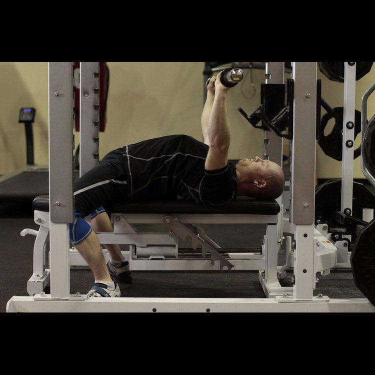 техника выполнения упражнения: Жим штанги лежа на скамье (Bench Press - Powerlifting) на фото техника выполнения упражнения: Жим штанги лежа на скамье (Bench Press - Powerlifting) на фото