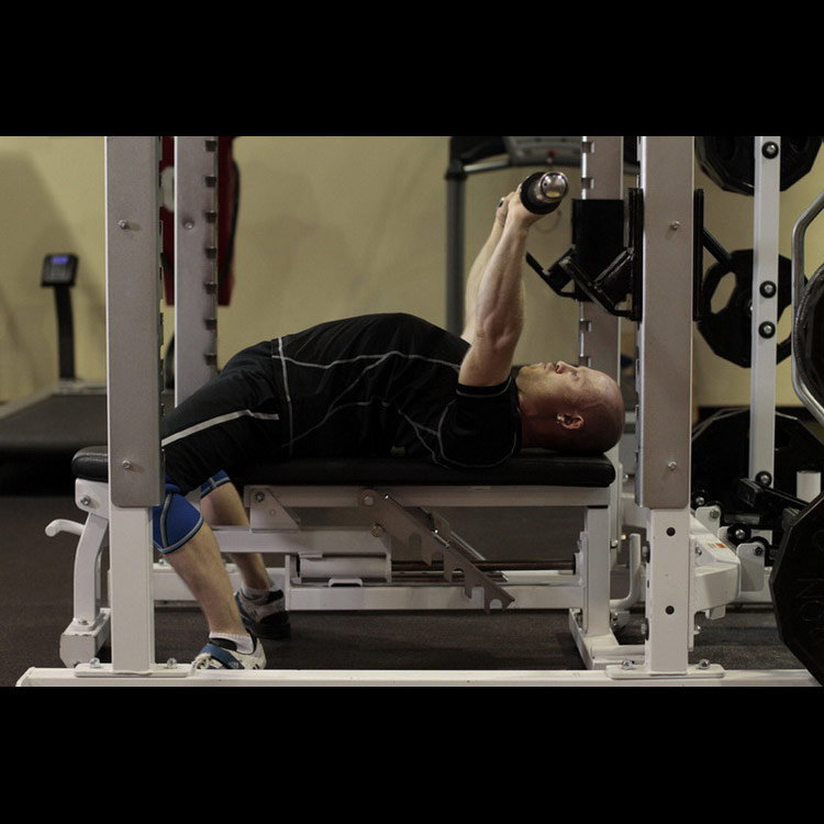 техника выполнения упражнения: Жим штанги лежа на скамье (Bench Press - Powerlifting) на фото техника выполнения упражнения: Жим штанги лежа на скамье (Bench Press - Powerlifting) на фото
