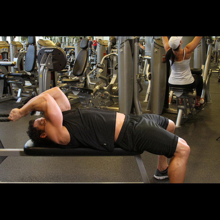 техника выполнения упражнения: Французский жим на нижнем блоке (Low Cable Triceps Extension) на фото техника выполнения упражнения: Французский жим на нижнем блоке (Low Cable Triceps Extension) на фото