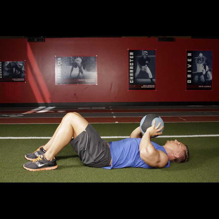 техника выполнения упражнения: Бросок мяча с груди лёжа (Supine Chest Throw) на фото техника выполнения упражнения: Бросок мяча с груди лёжа (Supine Chest Throw) на фото